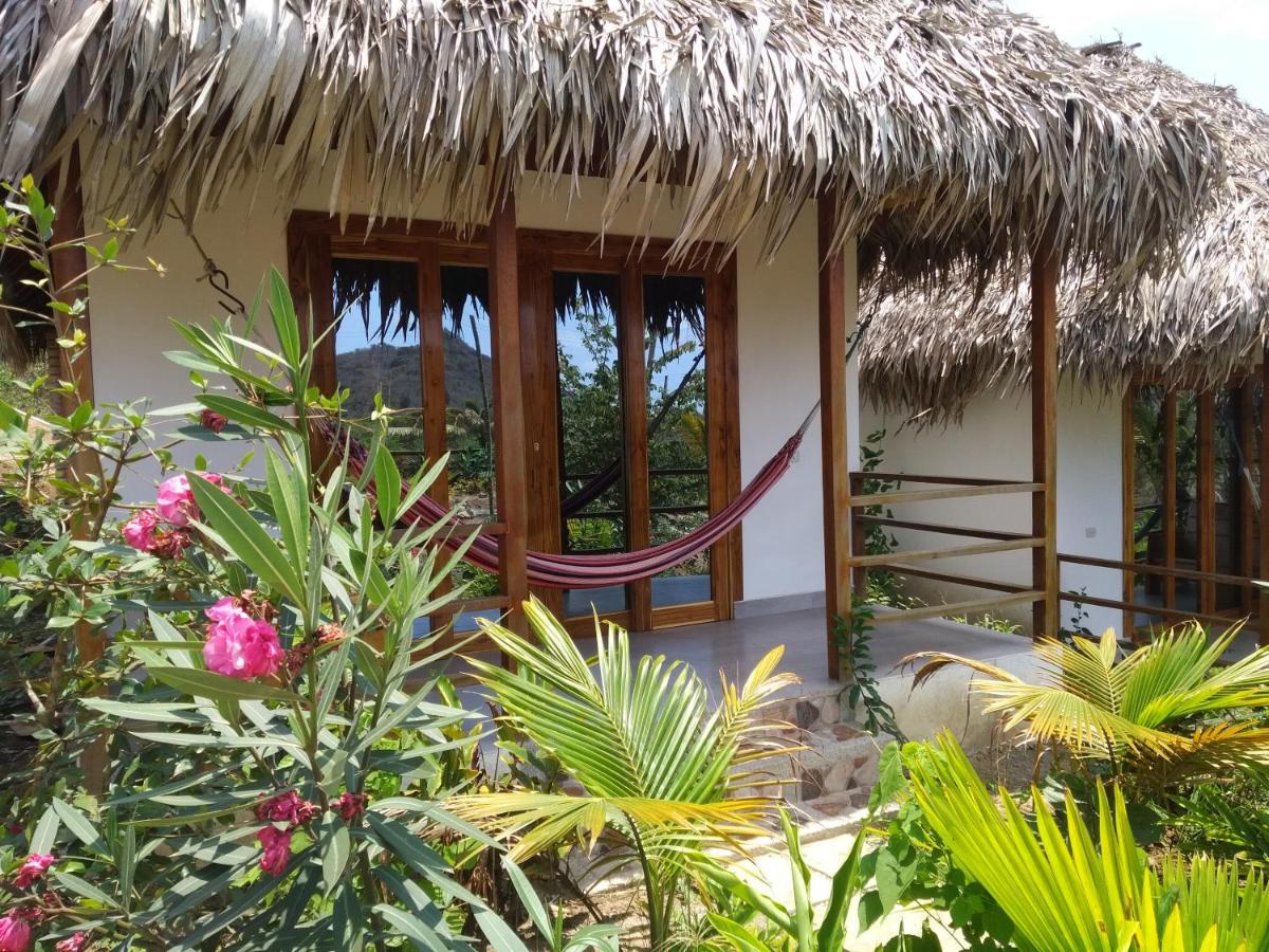 Hotel La Costa International Puerto López Extérieur photo